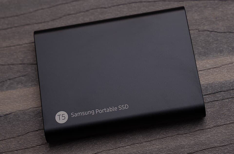 Samsung T5 1TB Portable SSD